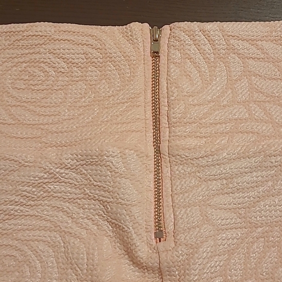 Bebe rose print pencil mini skirt - Picture 3 of 4